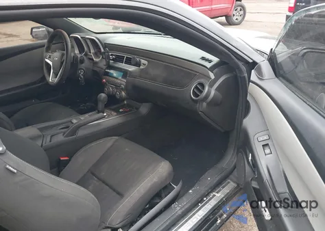 2013 Chevrolet Camaro 2Ls z USA, uszkodzony, nr VIN 2G1FA1E37D9108264